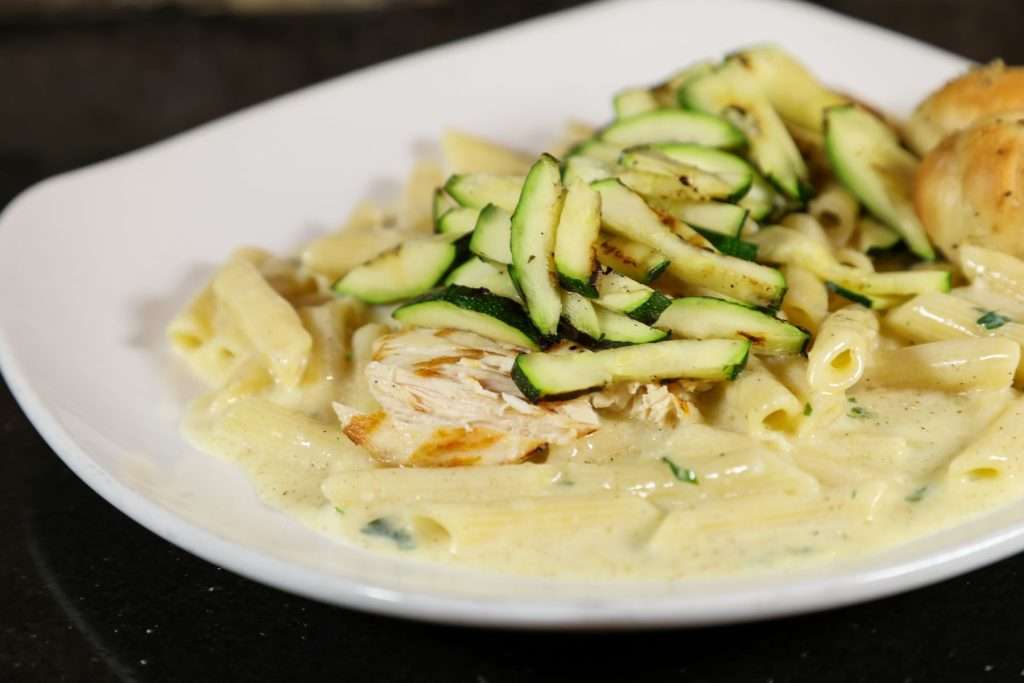 Slice Italia Pesto Cream Chicken