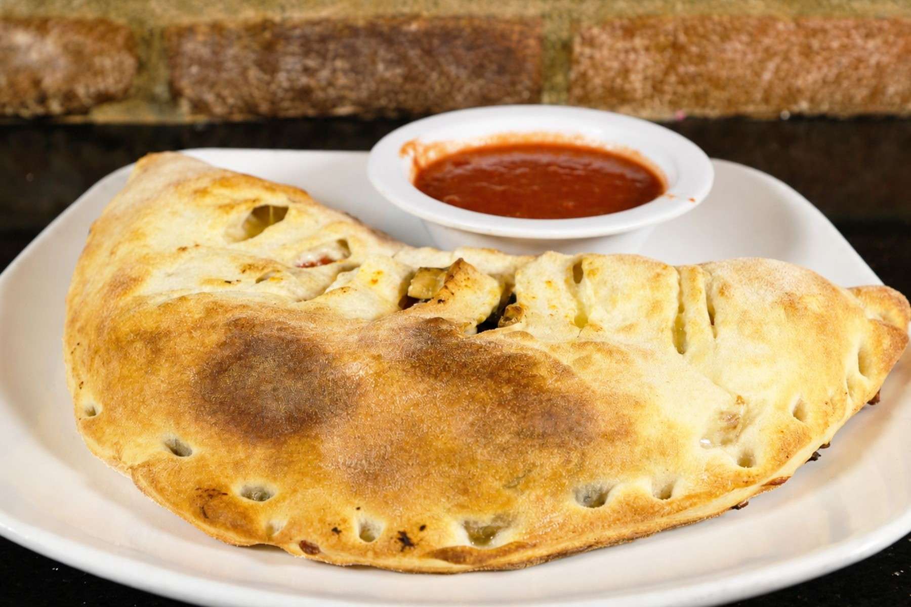 Slice Italia CALZONE dish