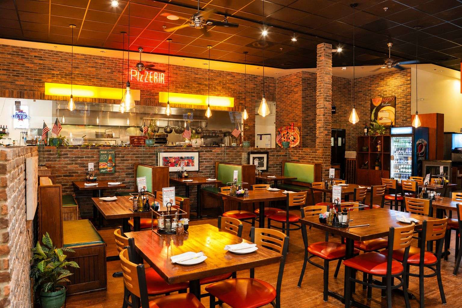 Slice Italia interior pizzeria
